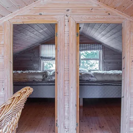 In Lindesnes With Sauna * Svinoy