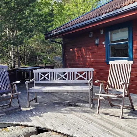 In Lindesnes With Sauna 펜션 *
